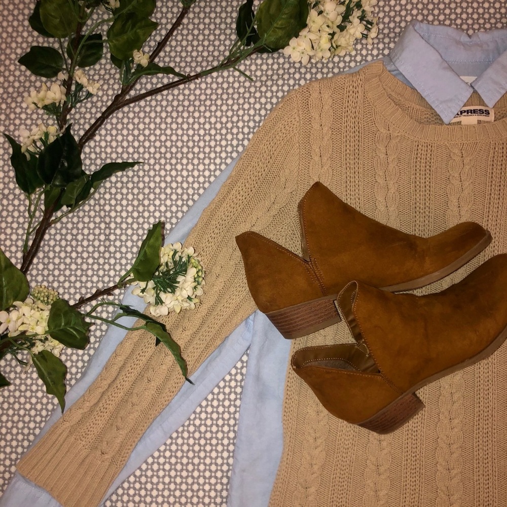 Collared & Button Down Blue Shirt